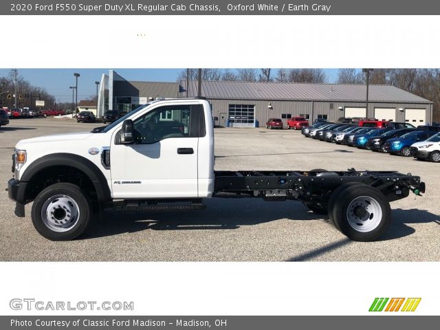 2020 Ford F550 Super Duty XL Regular Cab Chassis in Oxford White