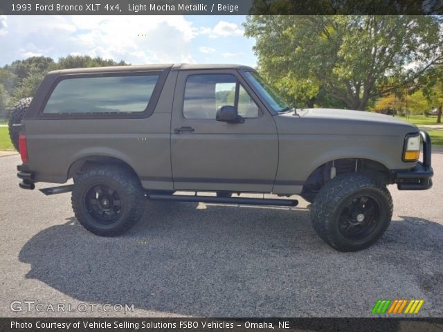 1993 Ford Bronco XLT 4x4 in Light Mocha Metallic