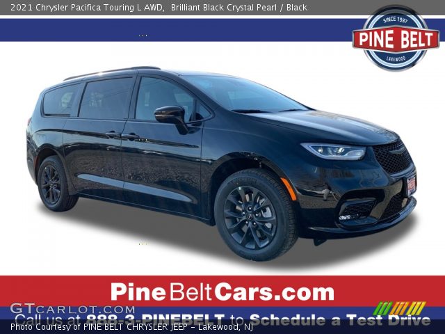 2021 Chrysler Pacifica Touring L AWD in Brilliant Black Crystal Pearl