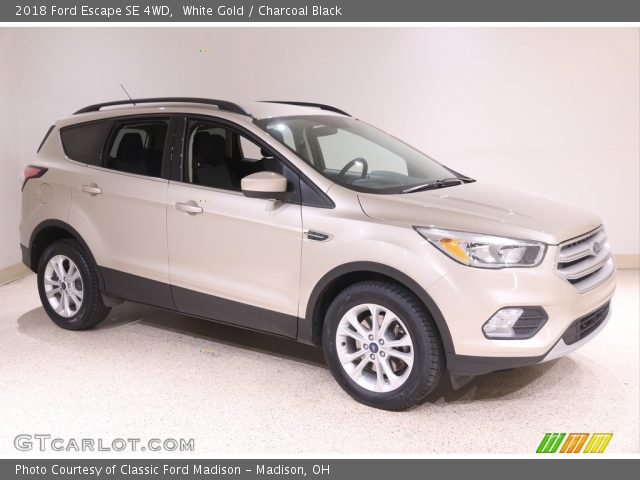 2018 Ford Escape SE 4WD in White Gold