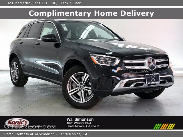 2021 Mercedes-Benz GLC 300 in Black