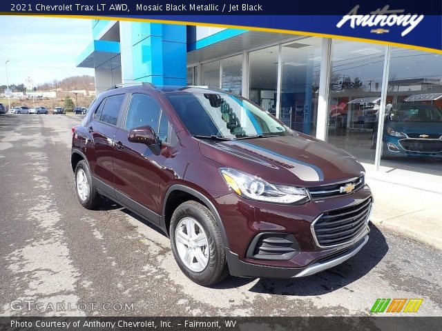2021 Chevrolet Trax LT AWD in Mosaic Black Metallic