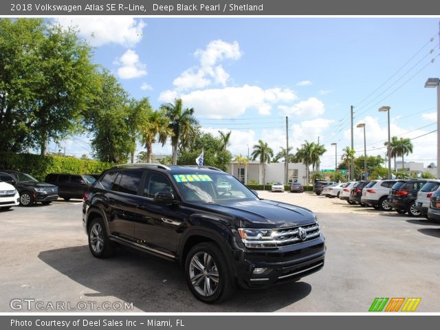 2018 Volkswagen Atlas SE R-Line in Deep Black Pearl