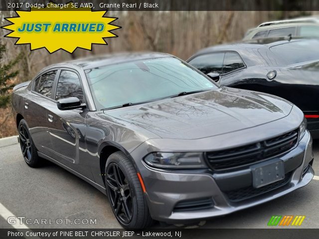 2017 Dodge Charger SE AWD in Granite Pearl