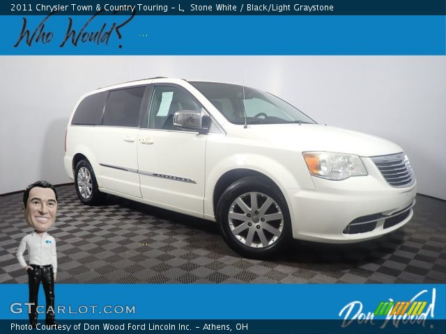 2011 Chrysler Town & Country Touring - L in Stone White