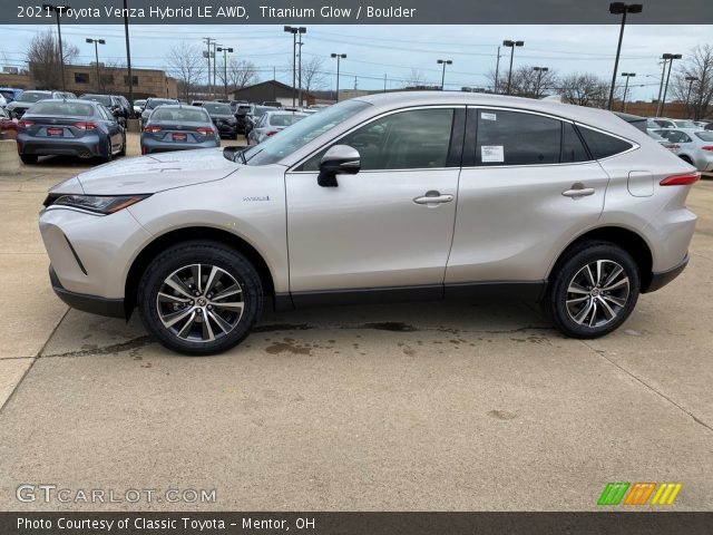 2021 Toyota Venza Hybrid LE AWD in Titanium Glow