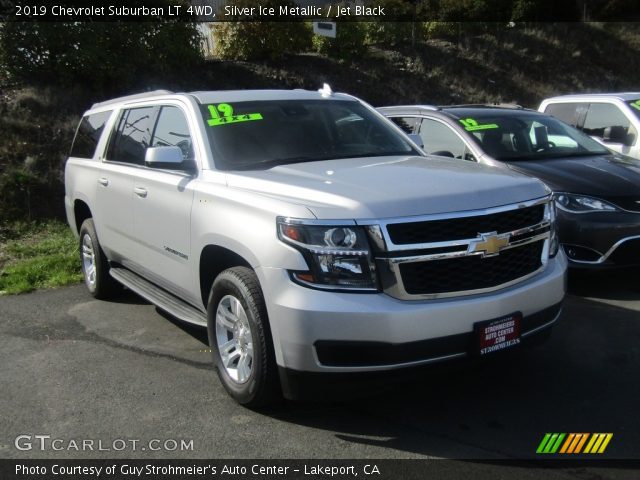 2019 Chevrolet Suburban LT 4WD in Silver Ice Metallic