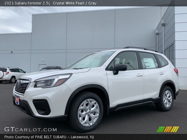 2021 Subaru Forester 2.5i in Crystal White Pearl