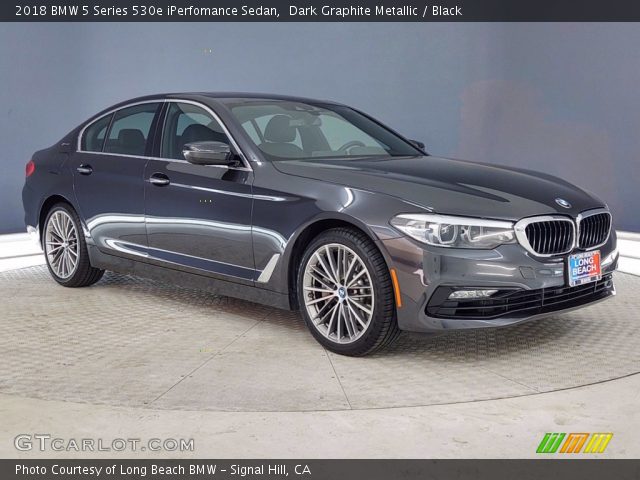 2018 BMW 5 Series 530e iPerfomance Sedan in Dark Graphite Metallic