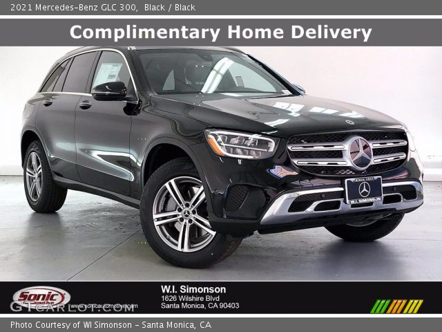 2021 Mercedes-Benz GLC 300 in Black