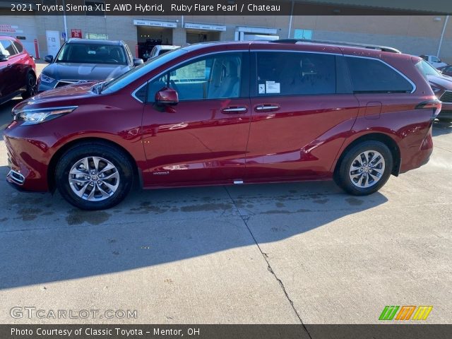 2021 Toyota Sienna XLE AWD Hybrid in Ruby Flare Pearl