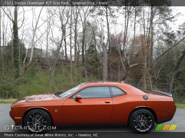 2021 Dodge Challenger R/T Scat Pack in Sinamon Stick