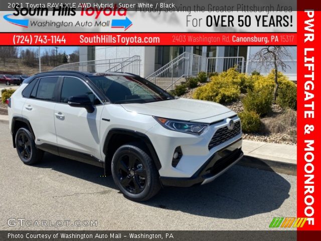 2021 Toyota RAV4 XLE AWD Hybrid in Super White