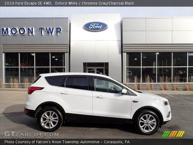 2019 Ford Escape SE 4WD in Oxford White