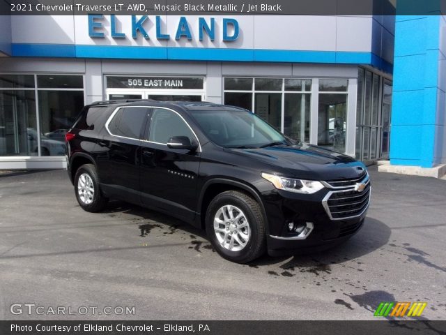2021 Chevrolet Traverse LT AWD in Mosaic Black Metallic