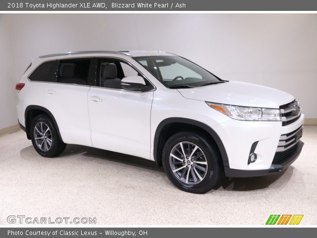 2018 Toyota Highlander XLE AWD in Blizzard White Pearl
