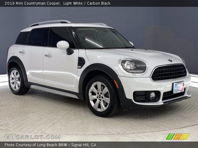 2019 Mini Countryman Cooper in Light White