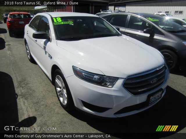2018 Ford Taurus SE in Oxford White