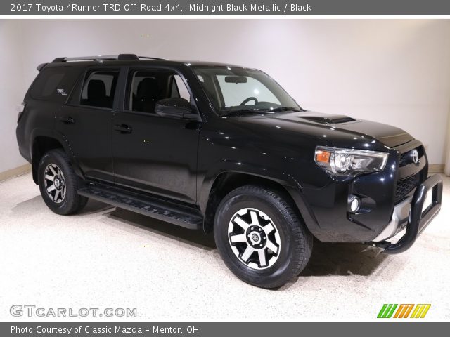 2017 Toyota 4Runner TRD Off-Road 4x4 in Midnight Black Metallic