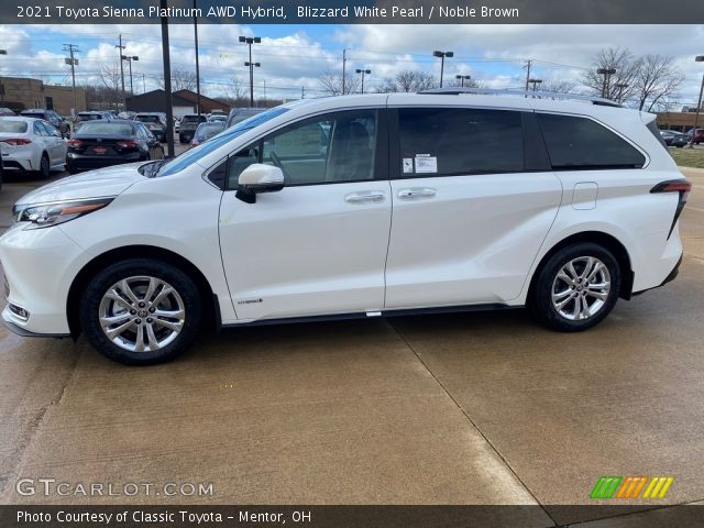 2021 Toyota Sienna Platinum AWD Hybrid in Blizzard White Pearl