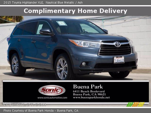 2015 Toyota Highlander XLE in Nautical Blue Metallic