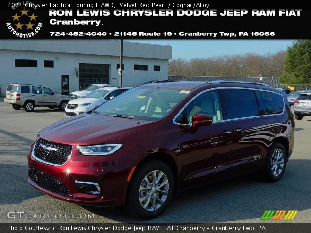 2021 Chrysler Pacifica Touring L AWD in Velvet Red Pearl