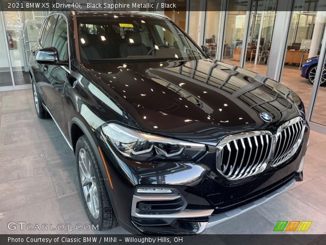 2021 BMW X5 xDrive40i in Black Sapphire Metallic