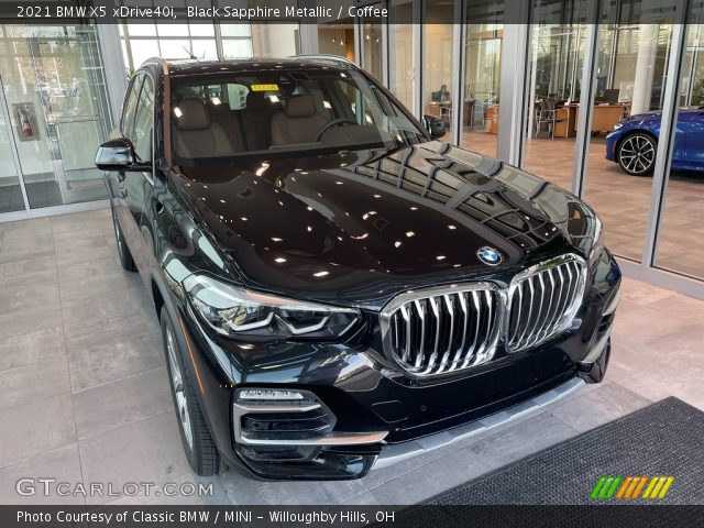 2021 BMW X5 xDrive40i in Black Sapphire Metallic