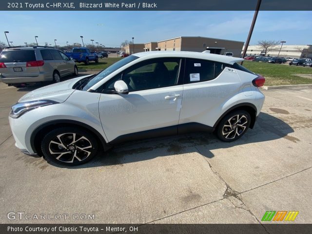 2021 Toyota C-HR XLE in Blizzard White Pearl