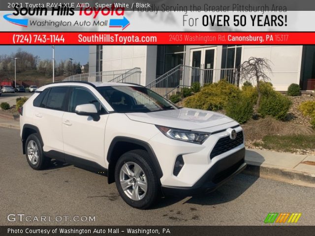 2021 Toyota RAV4 XLE AWD in Super White