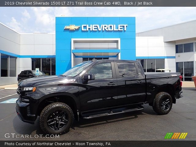 2019 Chevrolet Silverado 1500 LT Z71 Trail Boss Crew Cab 4WD in Black