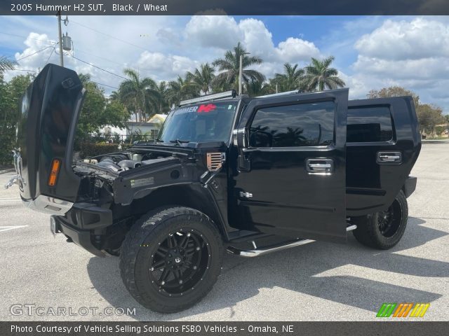 2005 Hummer H2 SUT in Black