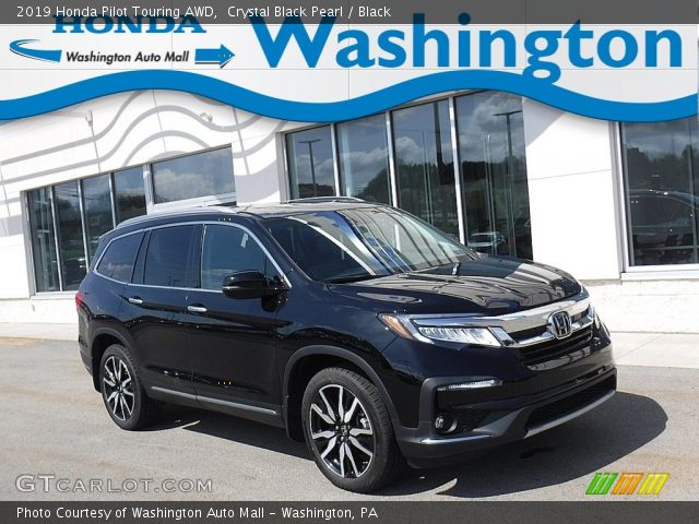2019 Honda Pilot Touring AWD in Crystal Black Pearl