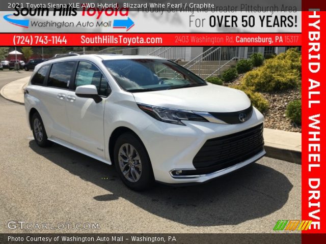 2021 Toyota Sienna XLE AWD Hybrid in Blizzard White Pearl