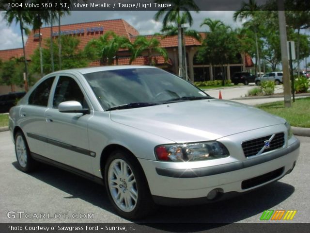 2004 Volvo S60 2.5T in Silver Metallic