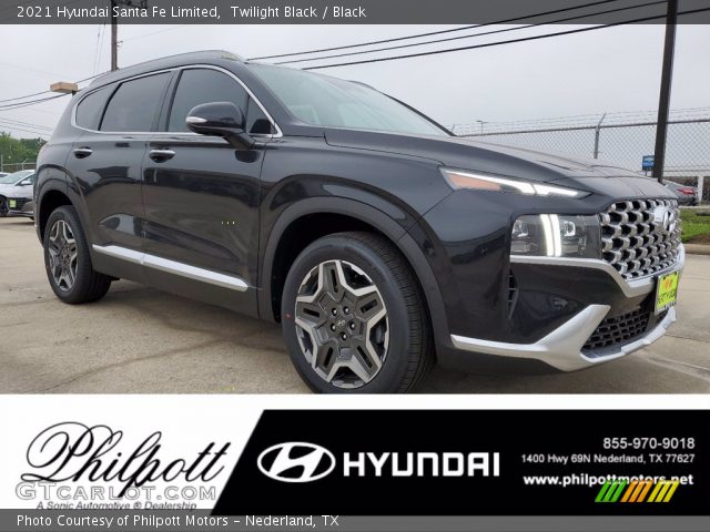 2021 Hyundai Santa Fe Limited in Twilight Black