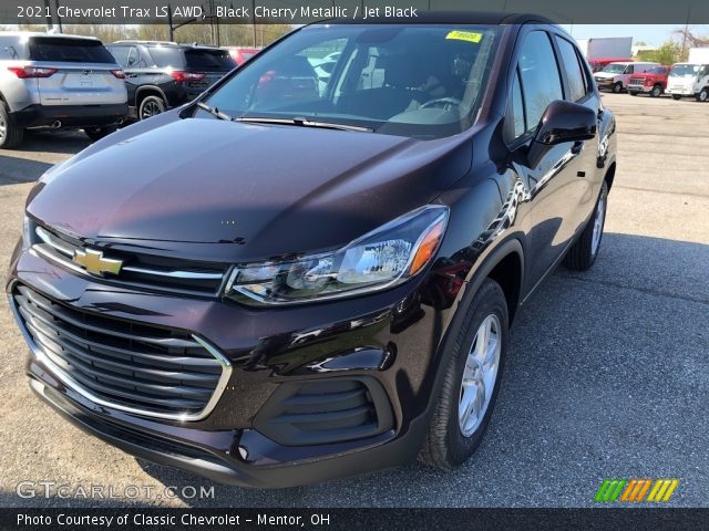 2021 Chevrolet Trax LS AWD in Black Cherry Metallic