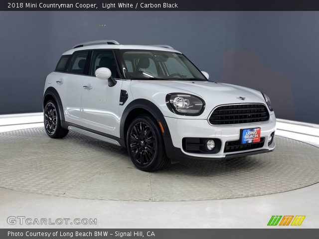 2018 Mini Countryman Cooper in Light White
