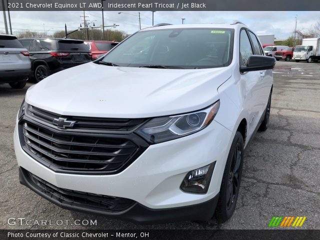 2021 Chevrolet Equinox LT AWD in Iridescent Pearl Tricoat