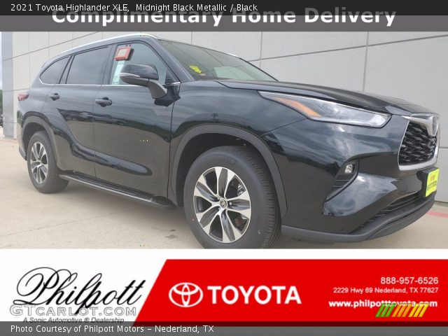 2021 Toyota Highlander XLE in Midnight Black Metallic