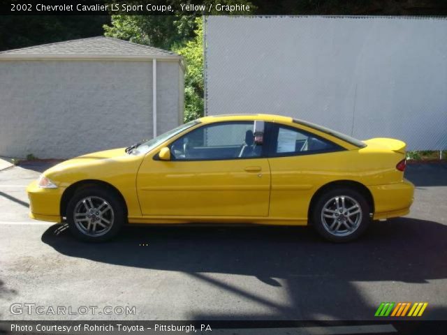 2002 Chevrolet Cavalier LS Sport Coupe in Yellow
