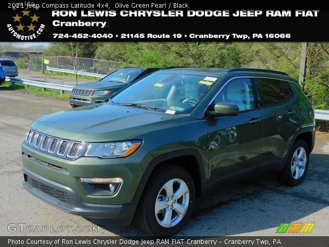 2021 Jeep Compass Latitude 4x4 in Olive Green Pearl