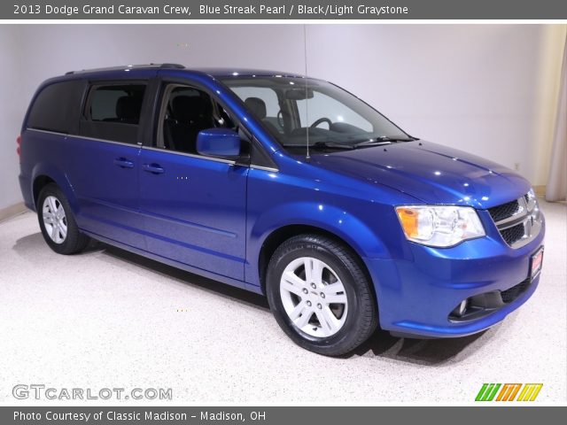 2013 Dodge Grand Caravan Crew in Blue Streak Pearl