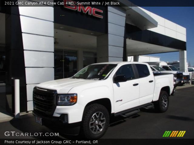 2021 GMC Canyon AT4 Crew Cab 4WD in Summit White