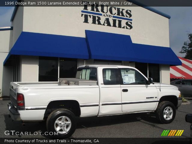 1996 Dodge Ram 1500 Laramie Extended Cab 4x4 in Bright White