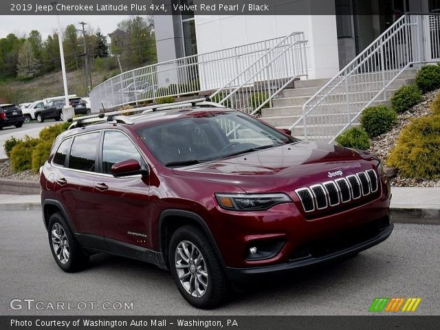 2019 Jeep Cherokee Latitude Plus 4x4 in Velvet Red Pearl