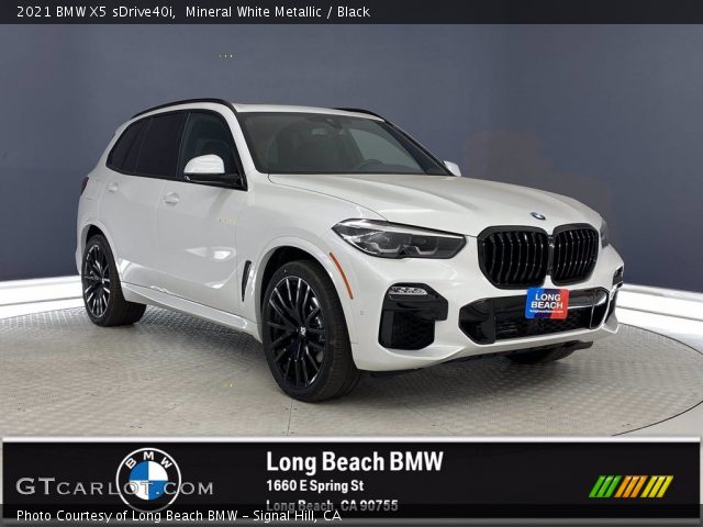 2021 BMW X5 sDrive40i in Mineral White Metallic