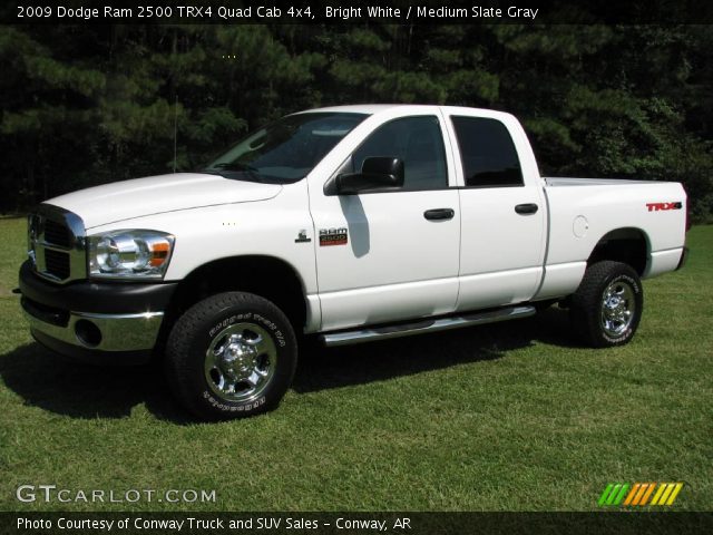2009 Dodge Ram 2500 TRX4 Quad Cab 4x4 in Bright White