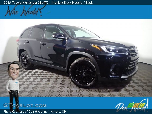 2019 Toyota Highlander SE AWD in Midnight Black Metallic
