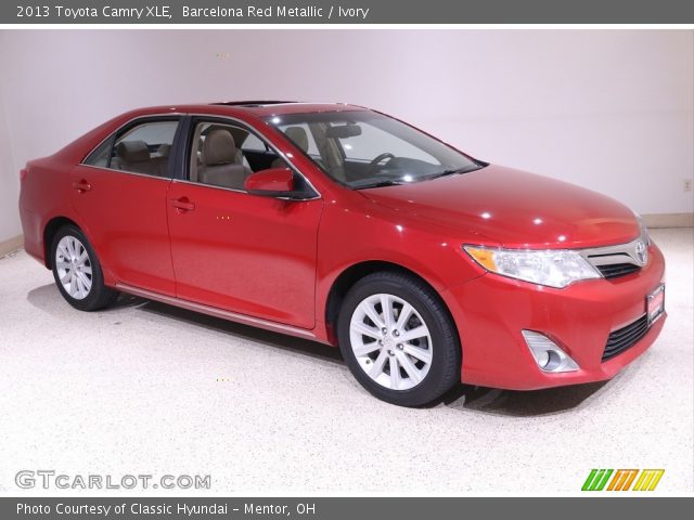 2013 Toyota Camry XLE in Barcelona Red Metallic